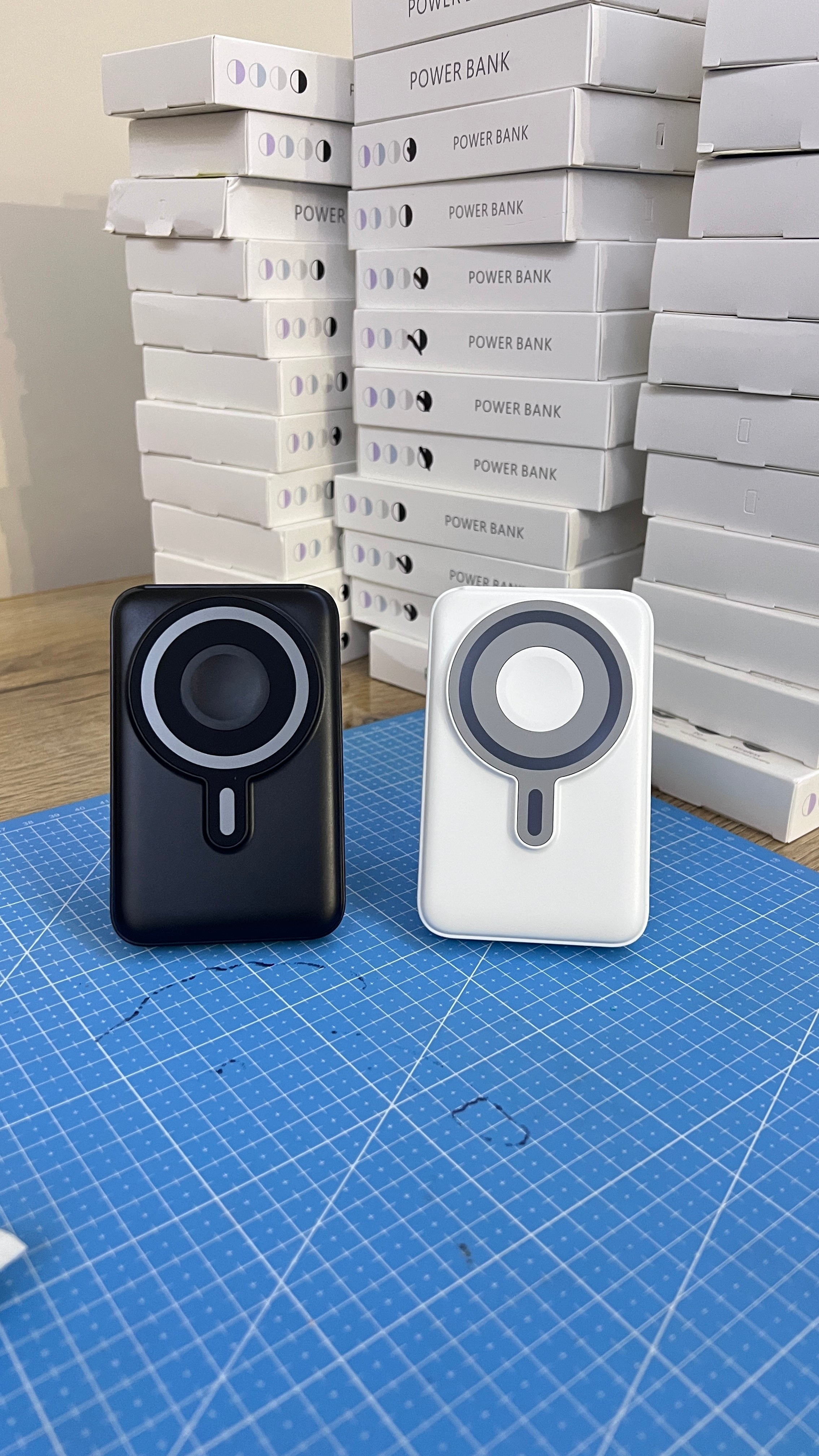 Magnetic Wireless Power bank 15W