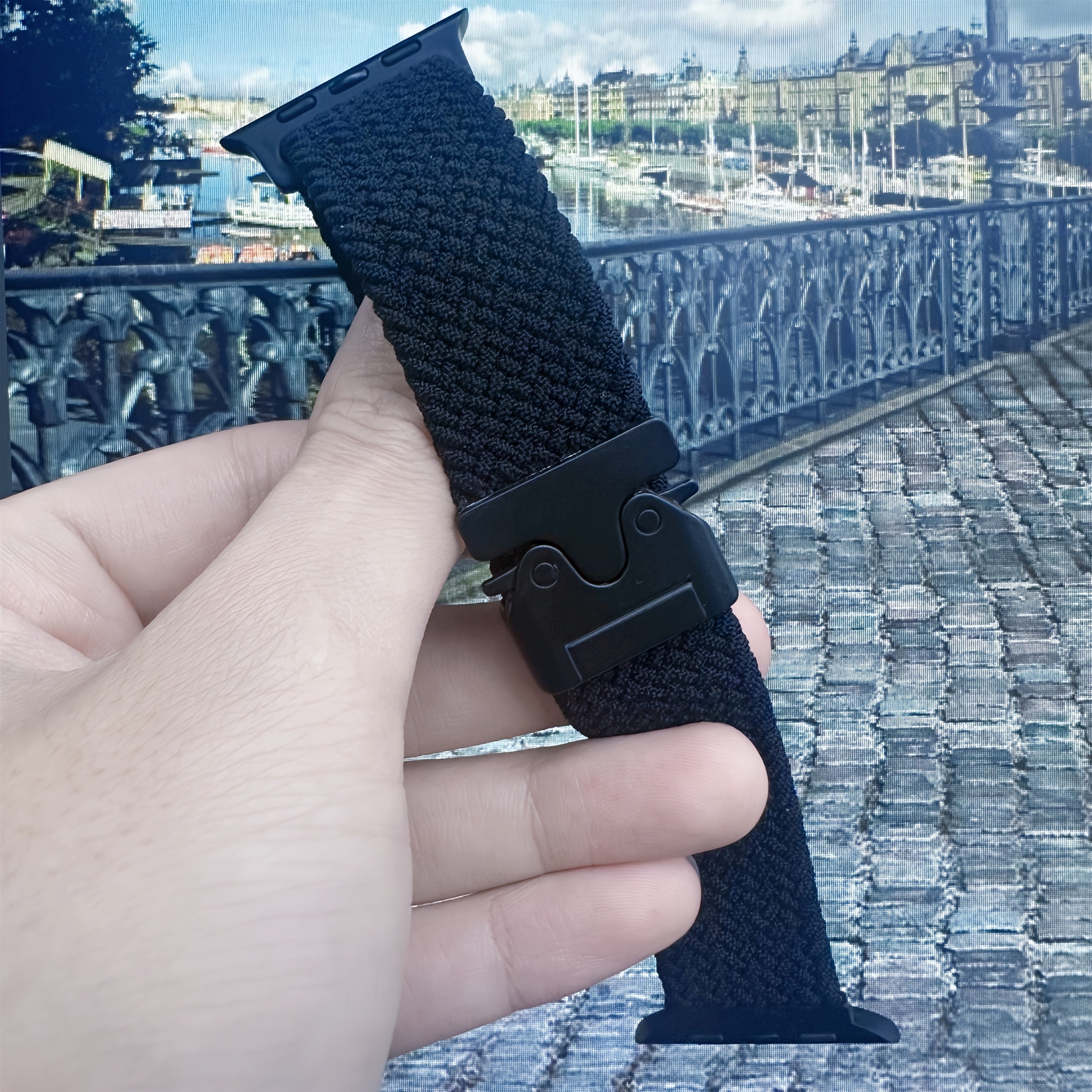 Apple Watch Magnetic Loop Band