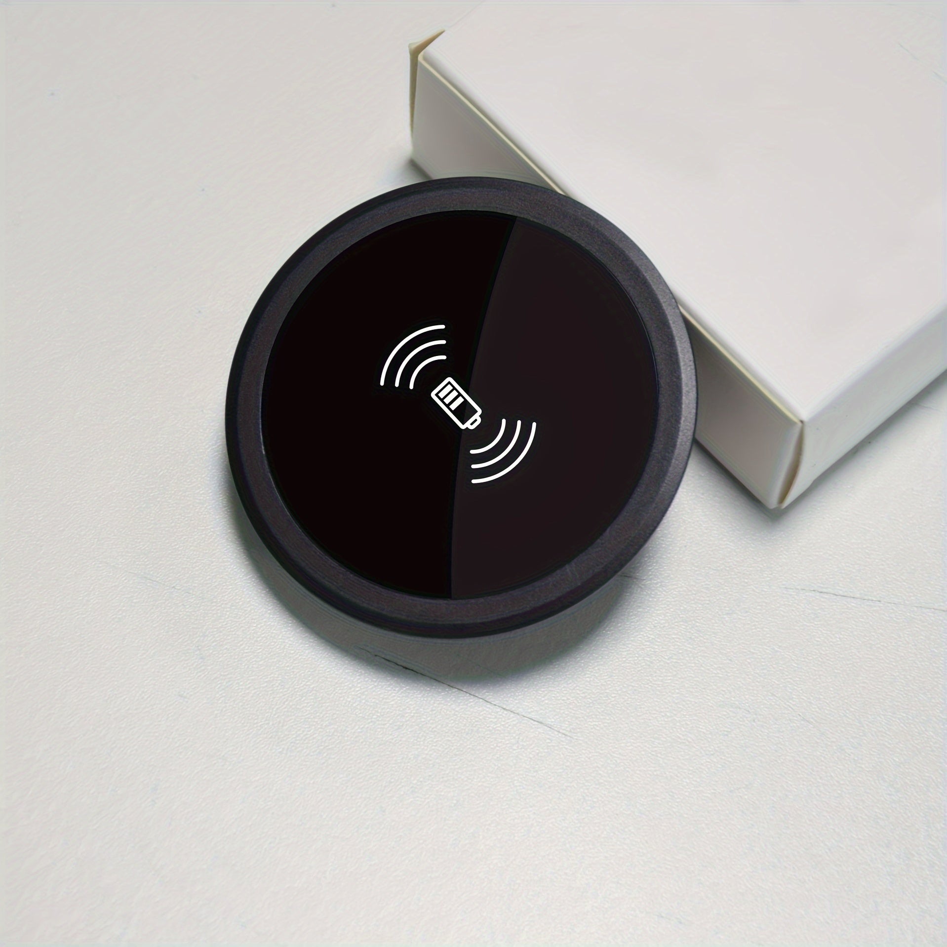 Built-in Desktop Wireless Charger